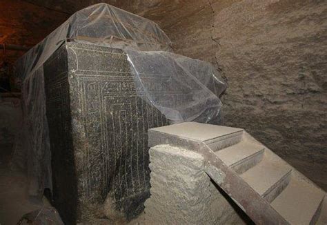 fake serapian|serapeum of saqqara found.